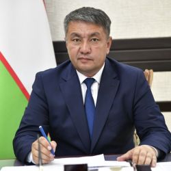 8-МАРТ-ХАЛҚАРО ХОТИН-ҚИЗЛАР КУНИ МУНОСАБАТИ БИЛАН ТОМДИ ТУМАН  ҲОКИМИ ОРЗУМУРОД УМАРОВНИНГ БАЙРАМ ТАБРИГИ